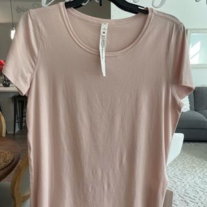 Lululemon Love Crew t-shirt